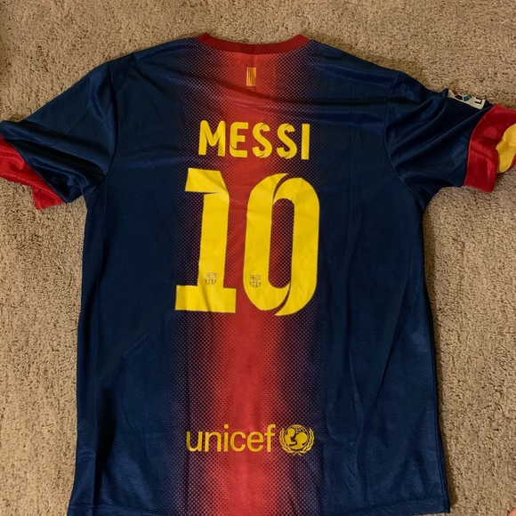 FC Barcelona Home Kit, Leo Messi #10. - Picture 3 of 5